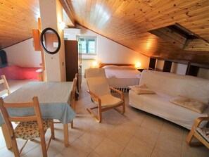 1 chambre, accès au Wi-Fi (inclus)