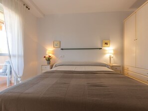 2 chambres, lit de bébé portatif, accès au Wi-Fi (inclus)