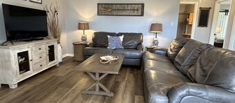 Newly renovated close to Navarre Beach