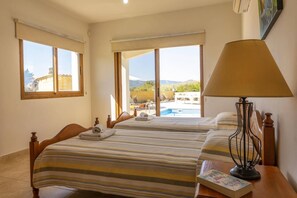 3 bedrooms, iron/ironing board, free WiFi, bed sheets - Villa Hector by Villa Plus (Poli Crysochous)