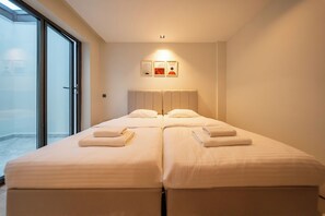 Villa, 4 Bedrooms, Accessible, Smoking
