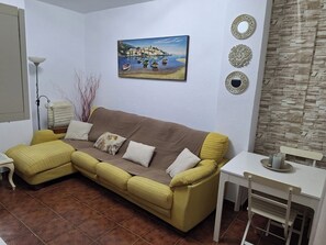 TV - El Deseo, with community pool. (Chiclana de la Fra.)