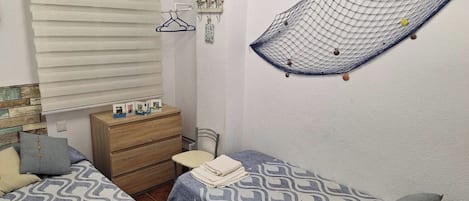2 bedrooms, WiFi, bed sheets
