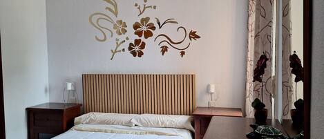 2 Schlafzimmer, Internetzugang, Bettwäsche