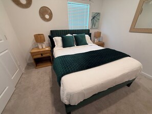 4 chambres, bureau, fer et planche à repasser, Wi-Fi gratuit