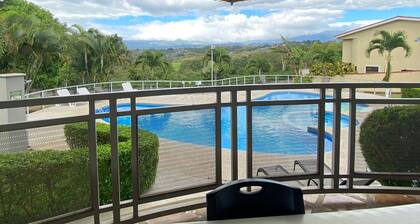 Relax in style
Unwind in Beauty: Private home with Breathtaking Views in Grecia