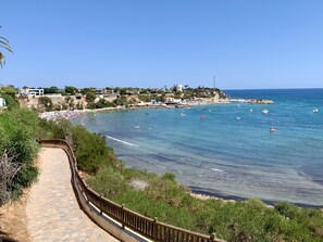 Sun loungers