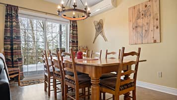 Townhome | In-room dining
