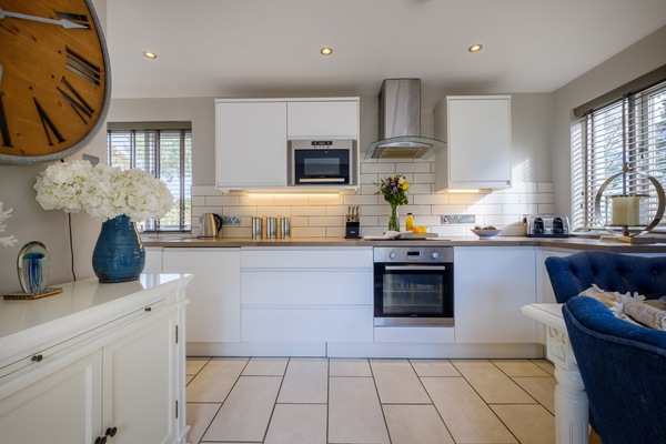 Fridge, dishwasher, electric kettle, toaster
