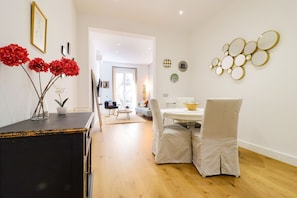 Interior - Chamberí Boutique by Madflats Collection (Madrid)