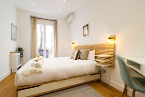 2 bedrooms, iron/ironing board, free WiFi, bed sheets