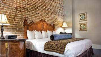 2 bedrooms, in-room safe, iron/ironing board, WiFi