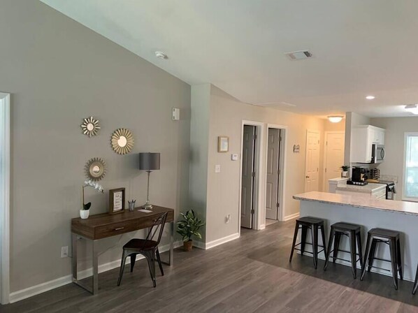 Private kitchen - Comfy, Stylish Townhome Near I-20! (Augusta)
