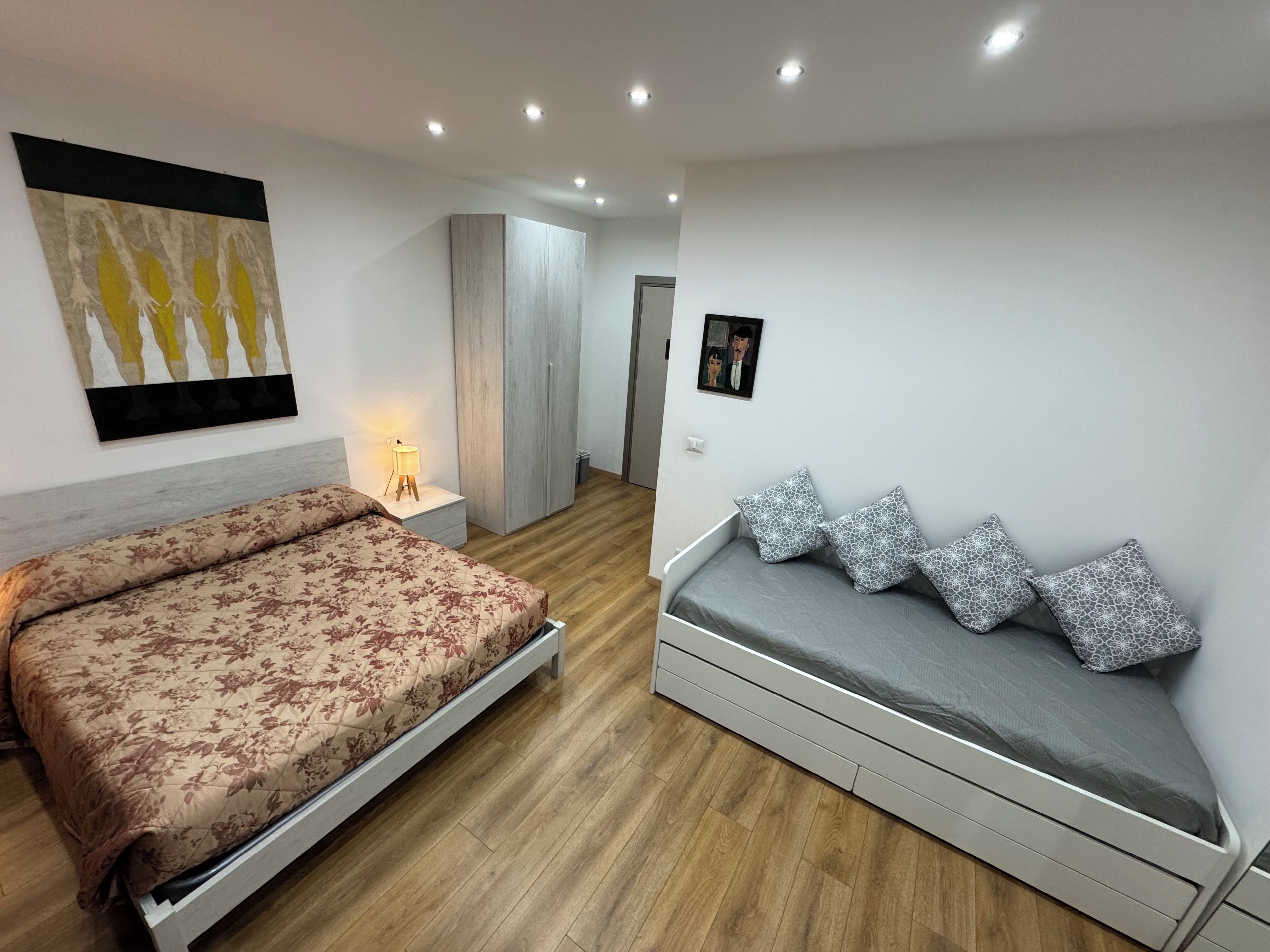 1 Schlafzimmer, Schreibtisch, Bügeleisen/Bügelbrett, kostenloses WLAN