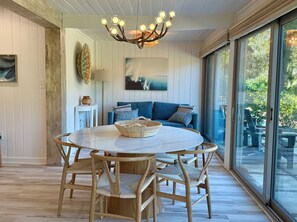 Dining - Casa del Mare – Beach Proximity + Stunning 2026 Upgrades! (Hilton Head Island)