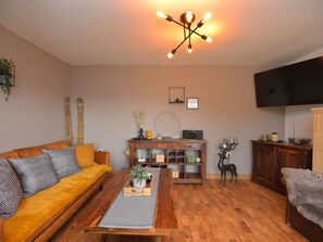 Télévision, cheminée