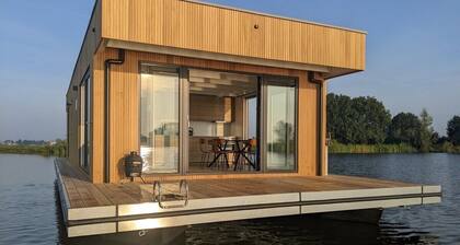 Surla Houseboat "Copes Club" 6p Kagerplassen