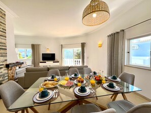 Dining - VILAMOURA BRIGHTNESS VILLA WITH POOL by HOMING (Vilamoura)