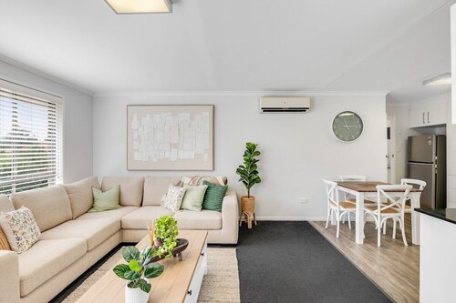 So Central, So Comfortable!