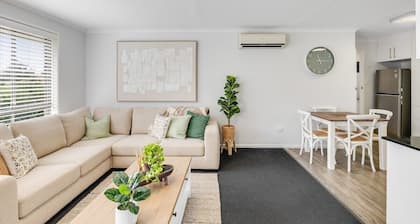 So Central, So Comfortable!