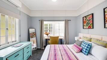 1 bedroom, iron/ironing board, Internet, bed sheets