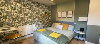 Market 1 King Bed, Deluxe Town Centre Studio