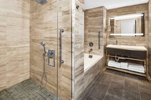 Hair dryer, bidet, towels, soap - NYC | 5th Ave Studio Stay | Walk to Central Park (New York)