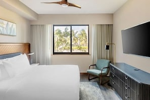 2 bedrooms, in-room safe, desk, iron/ironing board