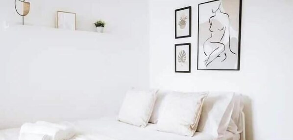 6 Schlafzimmer, Bügeleisen/Bügelbrett, Reisekinderbett, WLAN