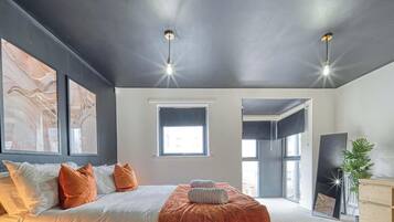 4 bedrooms, iron/ironing board, travel cot, WiFi