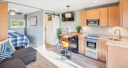 Cozy Lakefront Studio On Long Lake! by RedAwning