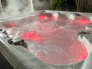 Baignoire à remous extérieure