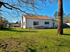 Exterior - Beautiful private villa for 6 people with WIFI, TV and terrace (Saint-hilaire-de-riez)