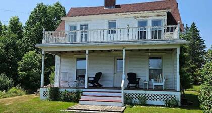 Perry Shore Road Cottage
