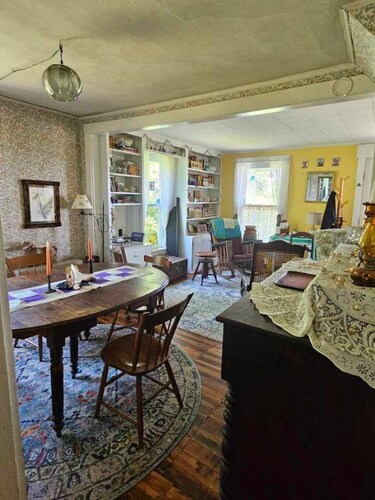 Perry Shore Road Cottage