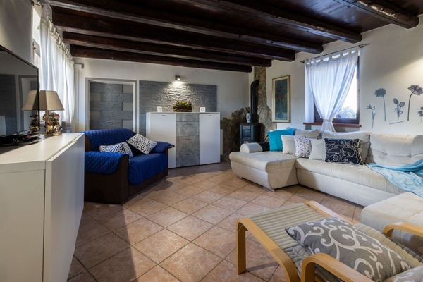 Meubles, Propriété, Canapé, Confort, Cadre, Table, Bâtiment, Design Intérieur, Décoration, Oreiller