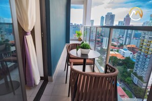 2 Bedrooms | Balcony view - Phnom Penh Pool Hotel 24 USD M Residence (Phnom Penh)