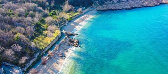 Stunning private villa for 12 guests with WIFI, A/C, private pool, TV, terrace and pets allowed