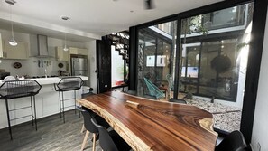 Dining - Beautiful townhouse, private rooftop pool, near Tulum Ruins. (Tulum)