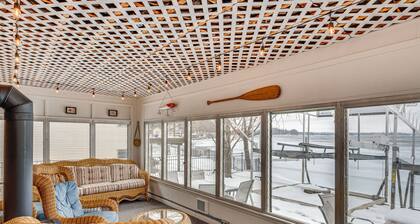 Lakefront Getaway w/ Several Extra Amenities