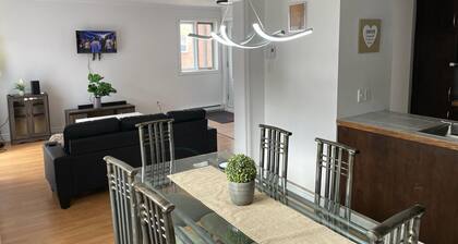 Très Beau Appartement Paisible et Agréable Dans le Vieux Terrebonne