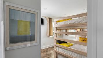 8 Schlafzimmer, Bügeleisen/Bügelbrett, kostenloses WLAN, Bettwäsche