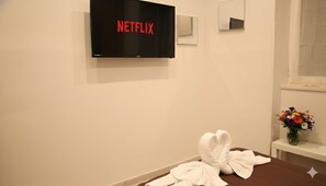 1 bedroom, iron/ironing board, WiFi, bed sheets