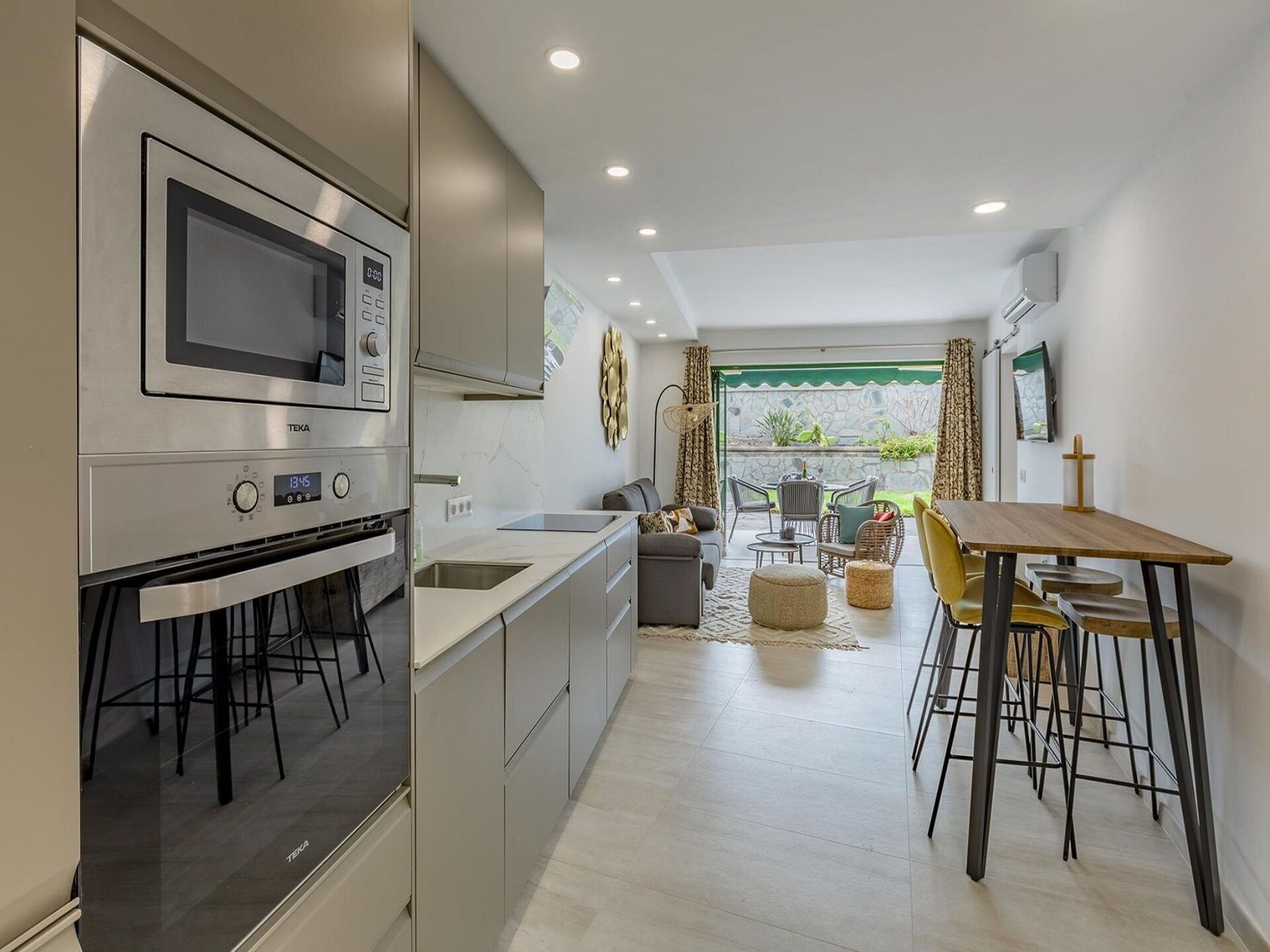 Mikrobølgeovn, ovn og oppvaskmaskin