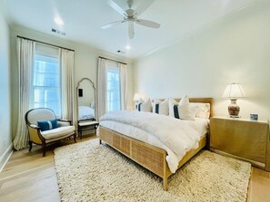 3 bedrooms, iron/ironing board, internet, bed sheets - The Nola, 3BR Luxe Stay by Velvet Ditch Villas (Oxford)