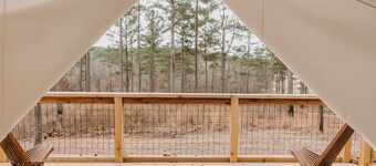 A secluded haven on 5,000 acres in NW Georgia, just 45 minutes from Atlanta and Chattanooga, and a quick 10-minute drive to downtown Rome. Explore private trails along the Etowah river, bask in wildlife, and gaze at mesmerizing stars. Your perfect es