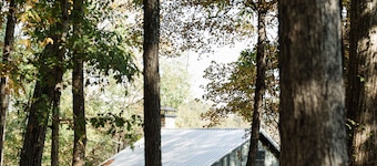 A secluded haven on 5,000 acres in NW Georgia, just 45 minutes from Atlanta and Chattanooga, and a quick 10-minute drive to downtown Rome. Explore private trails along the Etowah river, bask in wildlife, and gaze at mesmerizing stars. Your perfect es