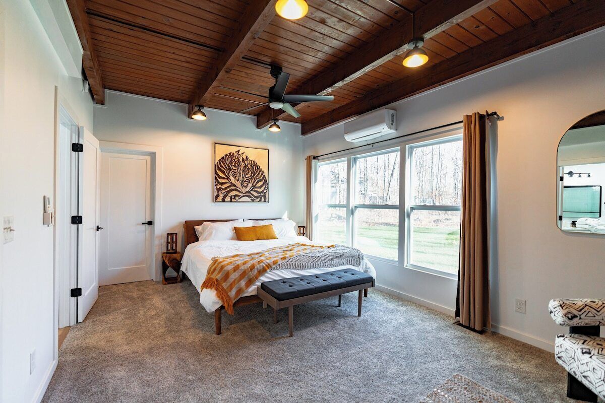 3 bedrooms, iron/ironing board, free WiFi, bed sheets