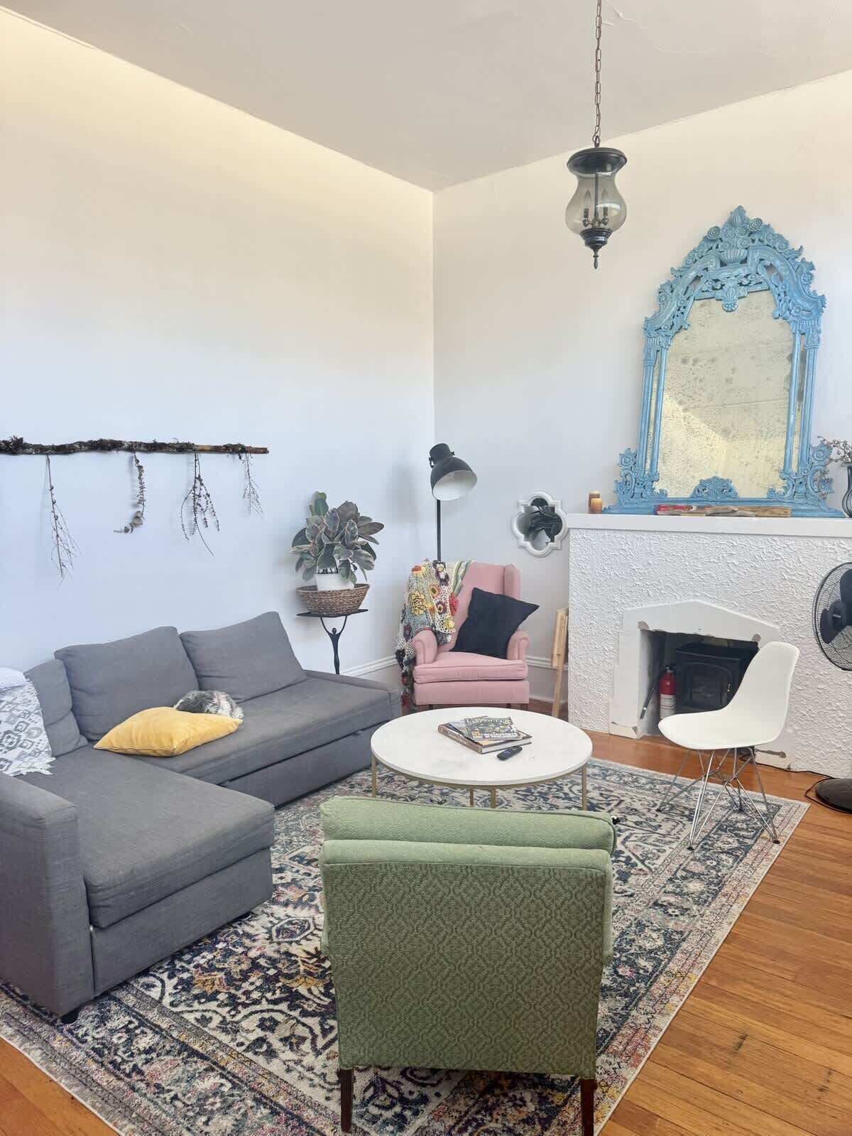 TV, fireplace, offices