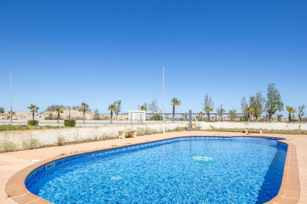 Wasser, Himmel, Wasservorräte, Daytime, Blau, Schwimmbad, Pflanze, Baum, Die Architektur, Gewässer